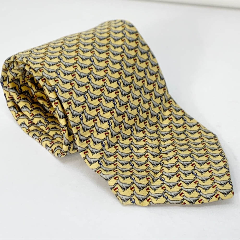 Brooks Brothers Basics Yellow Necktie w/ Seals 🦭